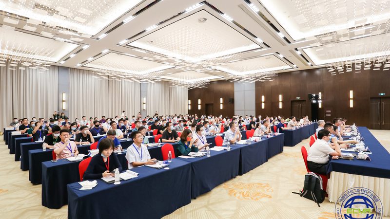 户外场景复合材料选型要点解析**
